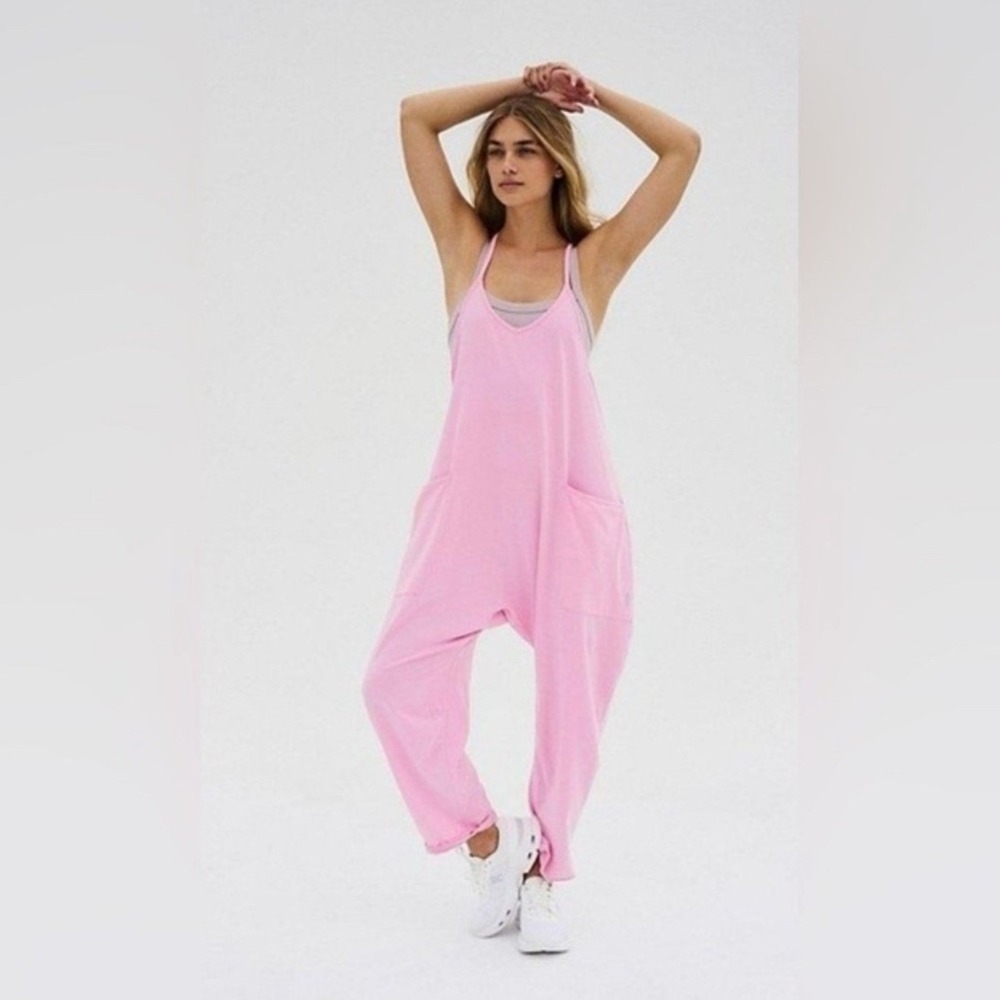 Free People Movement Hot Shot Jumpsuit Womens Medium Pink Excellent Oversized
